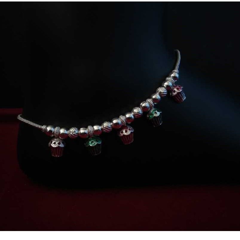 Charming Silver Indian Payal