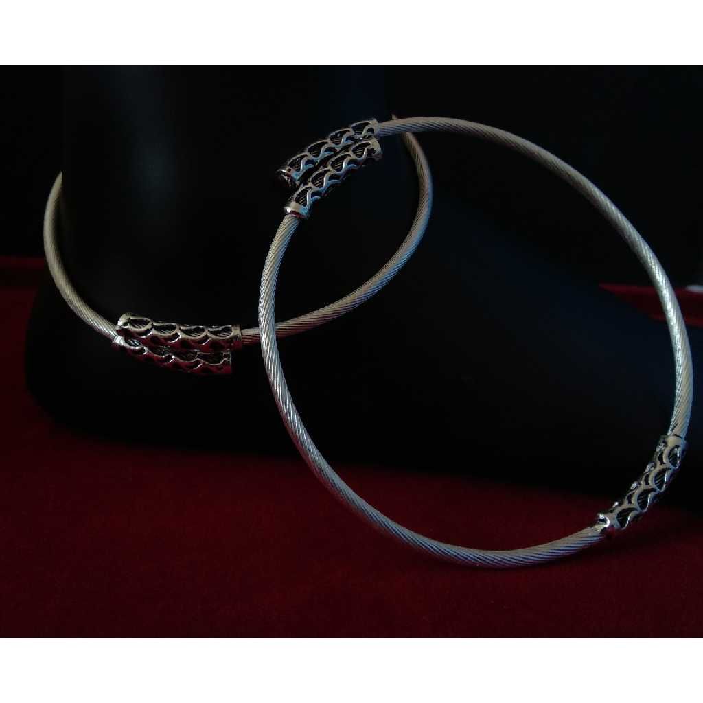 Silver Natural Designer Kada Payal