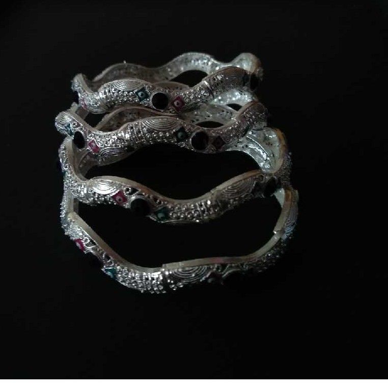 Silver Casting Zig Zag Attractive Kada