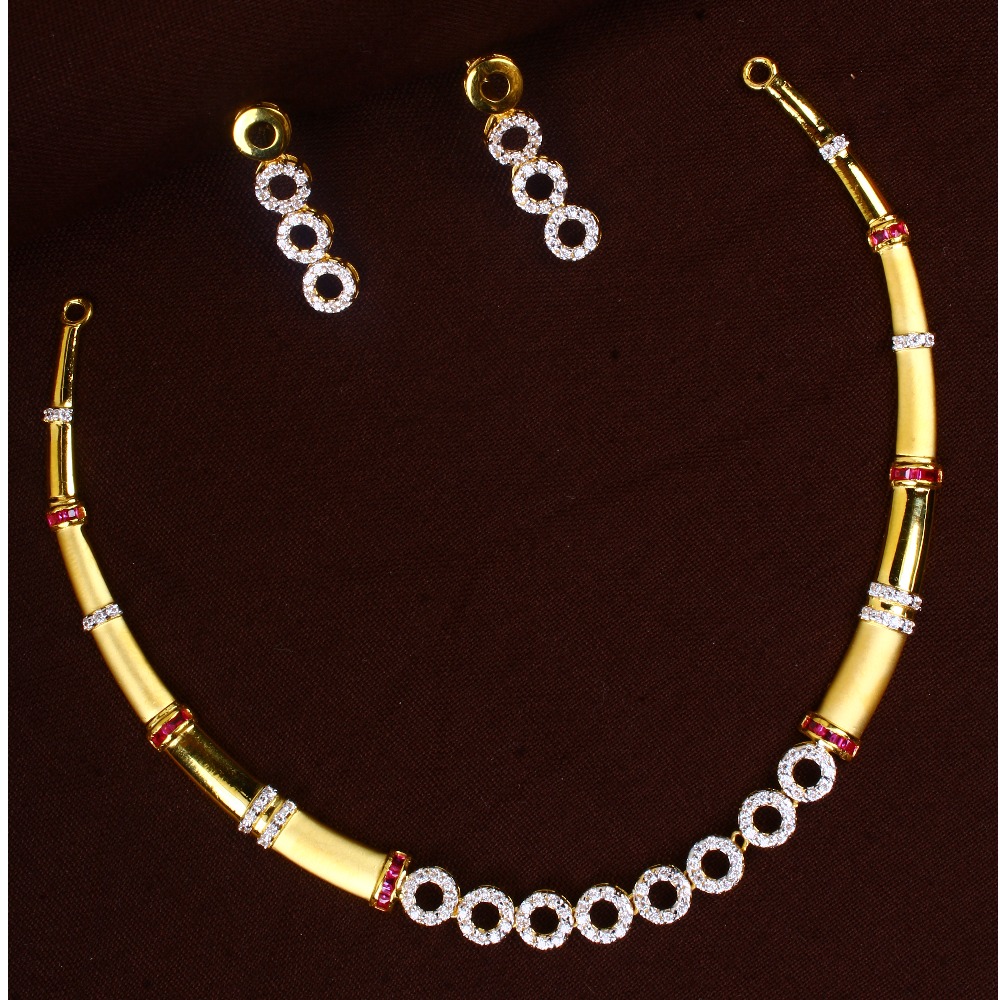 18k Gold Elegant Necklace Set
