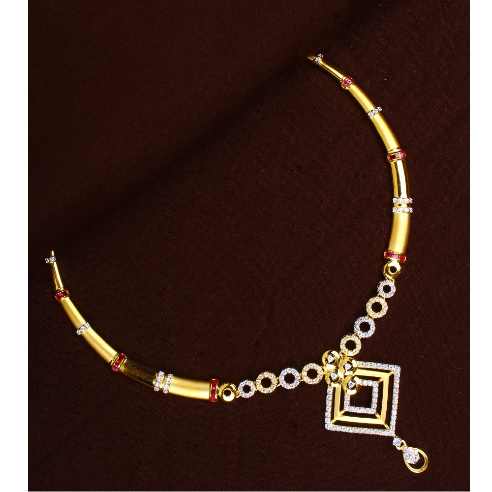18k Gold Dazzling Necklace Set