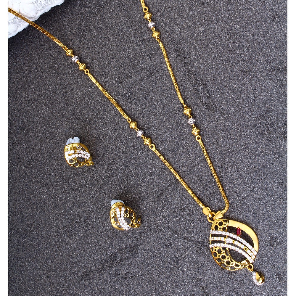 18k Yellow Gold light weight Necklace Set For Womens