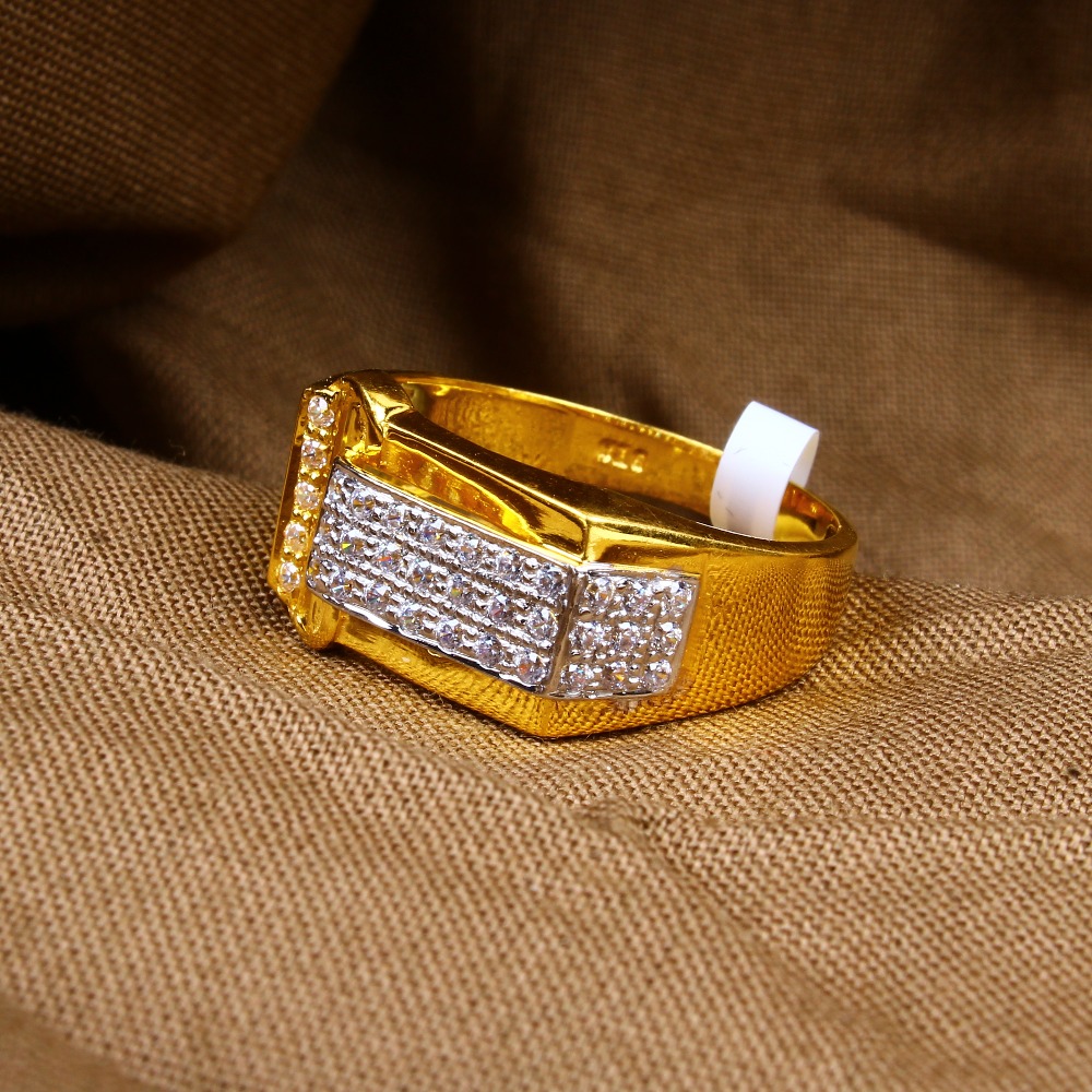 gold shining diamond Ring 159
