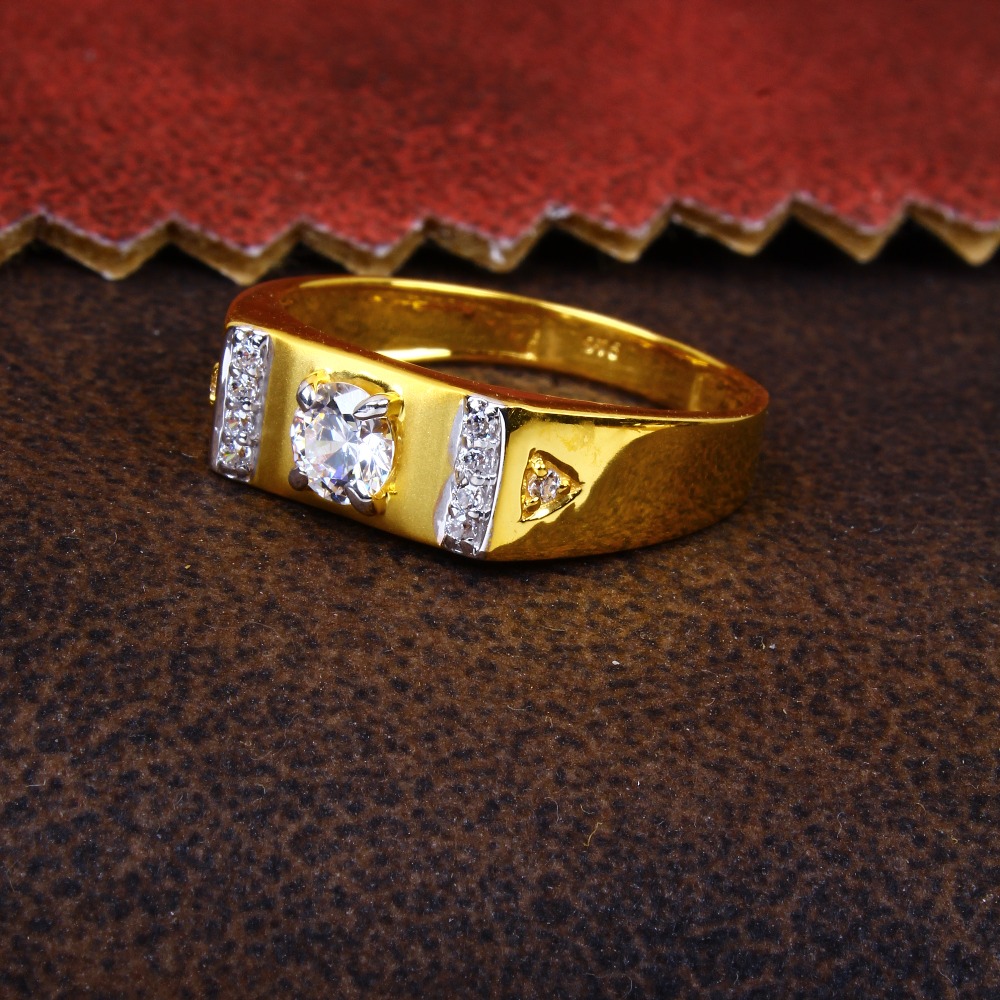 gold rectangle design cZ diamond Ring 131