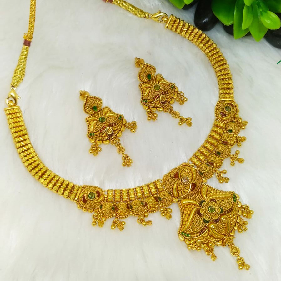 916 semi antique short set