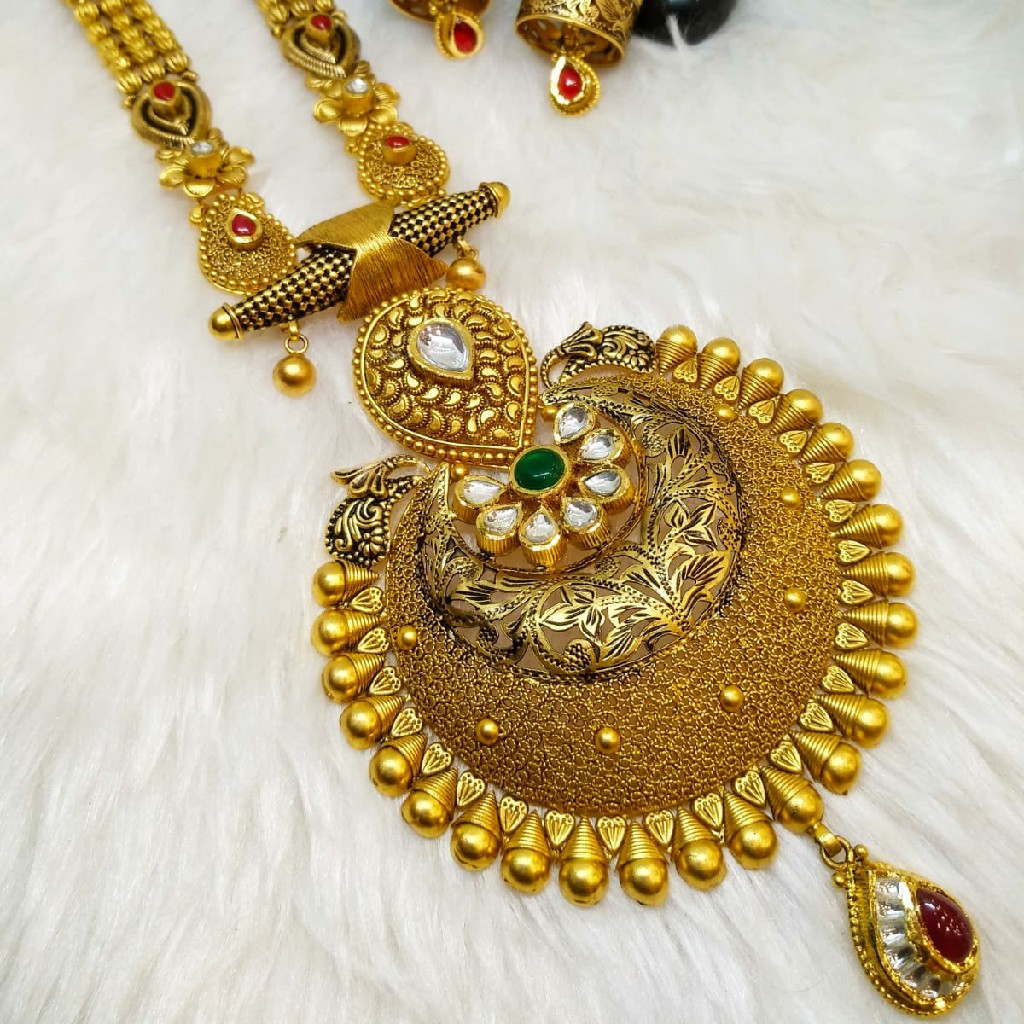 Antique long set