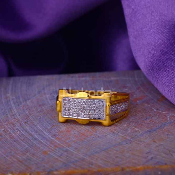 916 Gold CZ Hallmark Mens Delicate Ring MR915