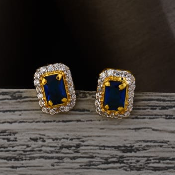 916 Gold CZ Hallmark Classic Ladies Tops Earring LTE348