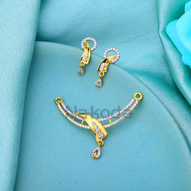 916 gold hallmark ladies fancy mangalsutra pendant mp701