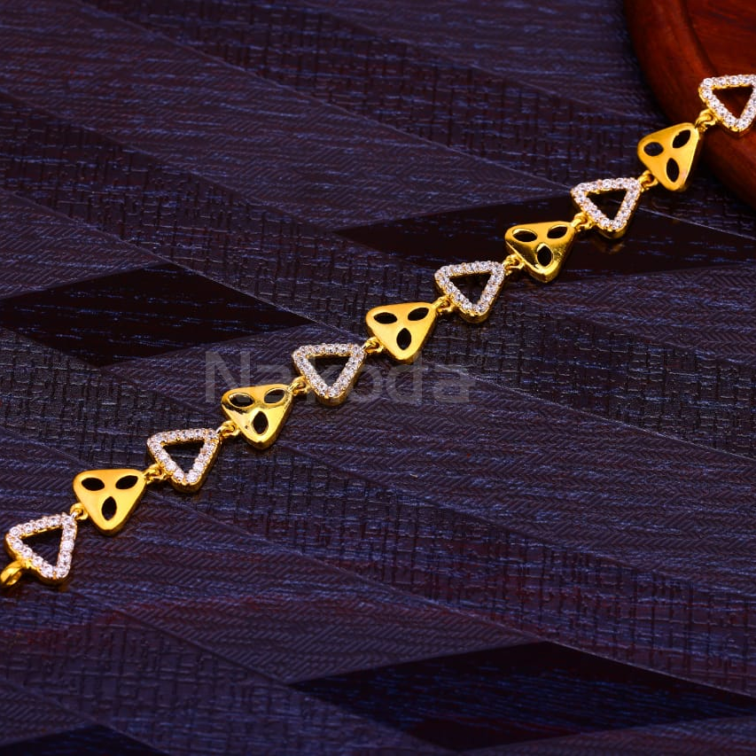916 Gold Ladies Designer Bracelet LB500