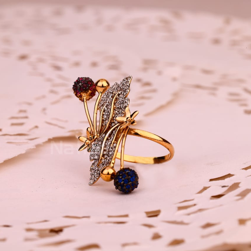 750 Rose Gold Ladies Fancy Ring RLR882