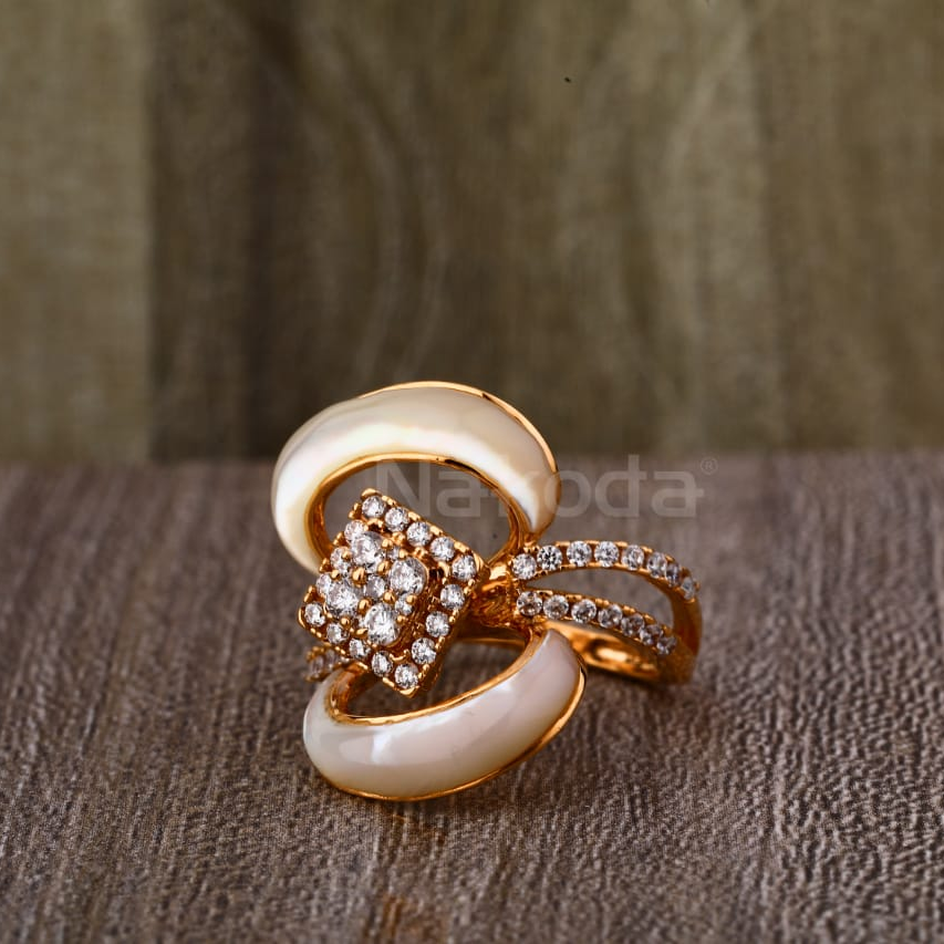750 Rose Gold Hallmark Exclusive Ladies Ring RLR904