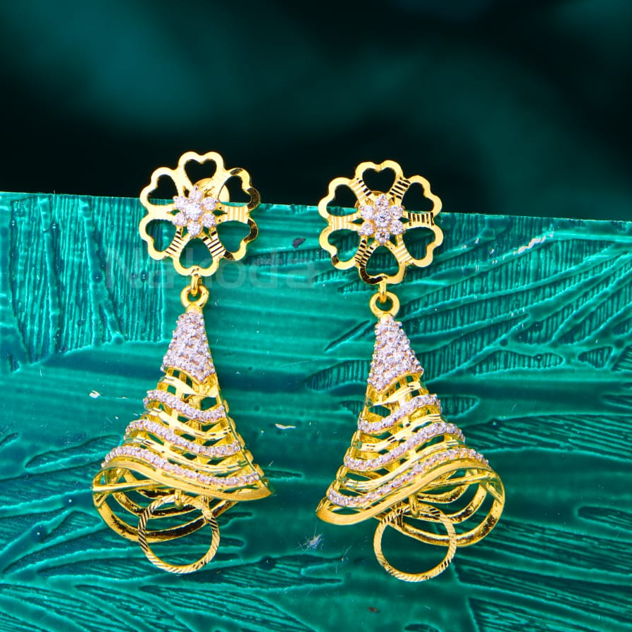 22KT Gold CZ Ladies Exclusive Jhummar Earrings LJE436