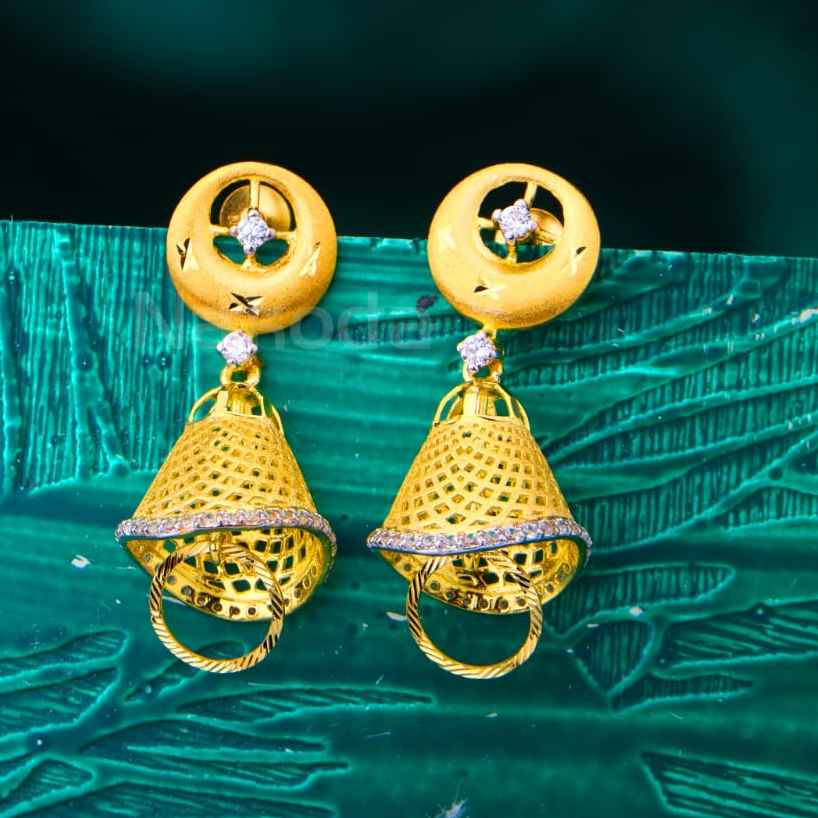 22KT Gold CZ Ladies Classic Jhummar Earrings LJE439
