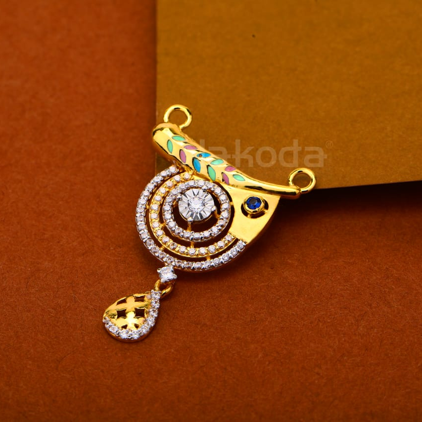 916 Gold Ladies Fancy Pandent MP525