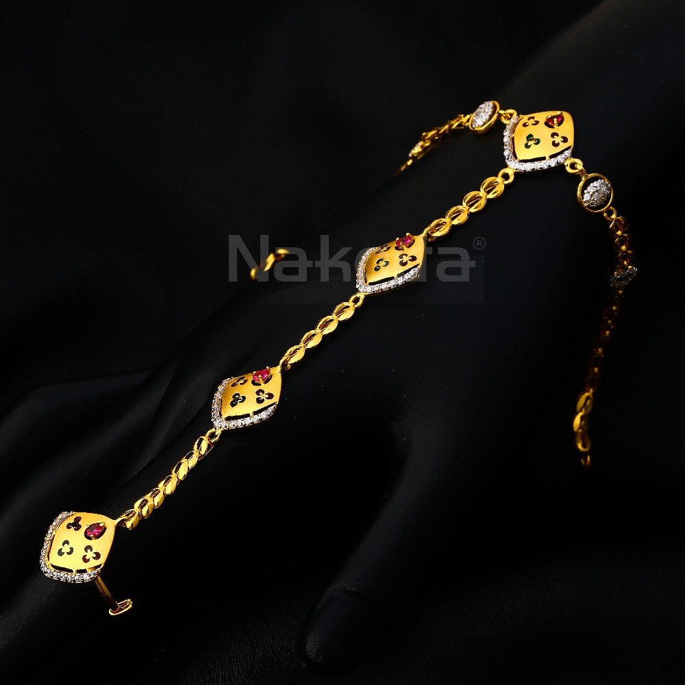 22KT Gold Ladies Designer Hathpan HP128