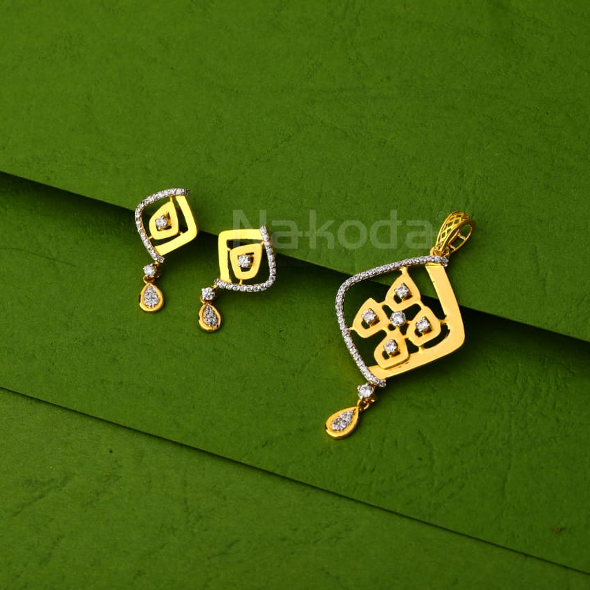 916 Gold CZ Ladies Stylish Pendant Set FPS460