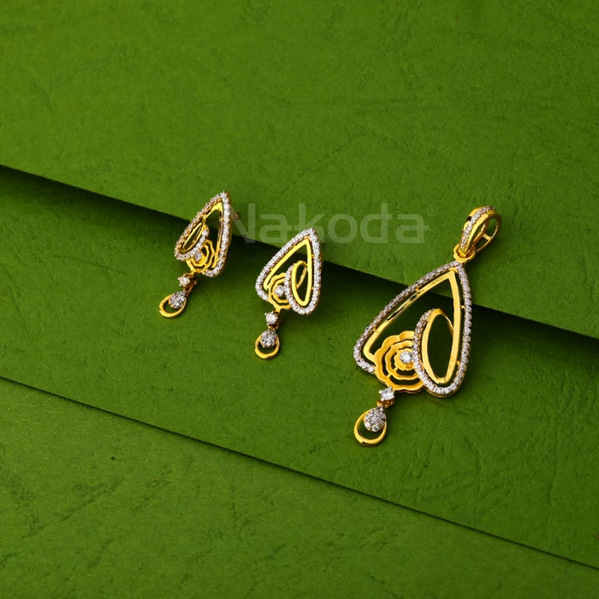 916 Gold CZ Ladies Fancy Pendant Set FPS458