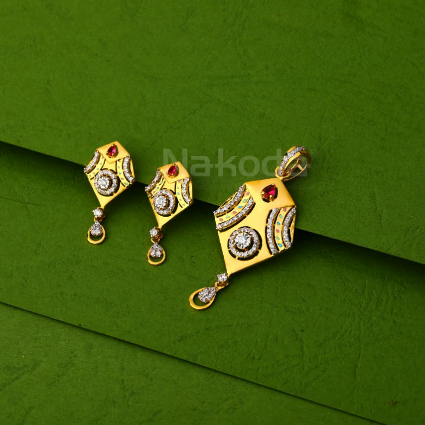 916 Gold Hallmark Ladies Pendant Set FPS446 - Image 2