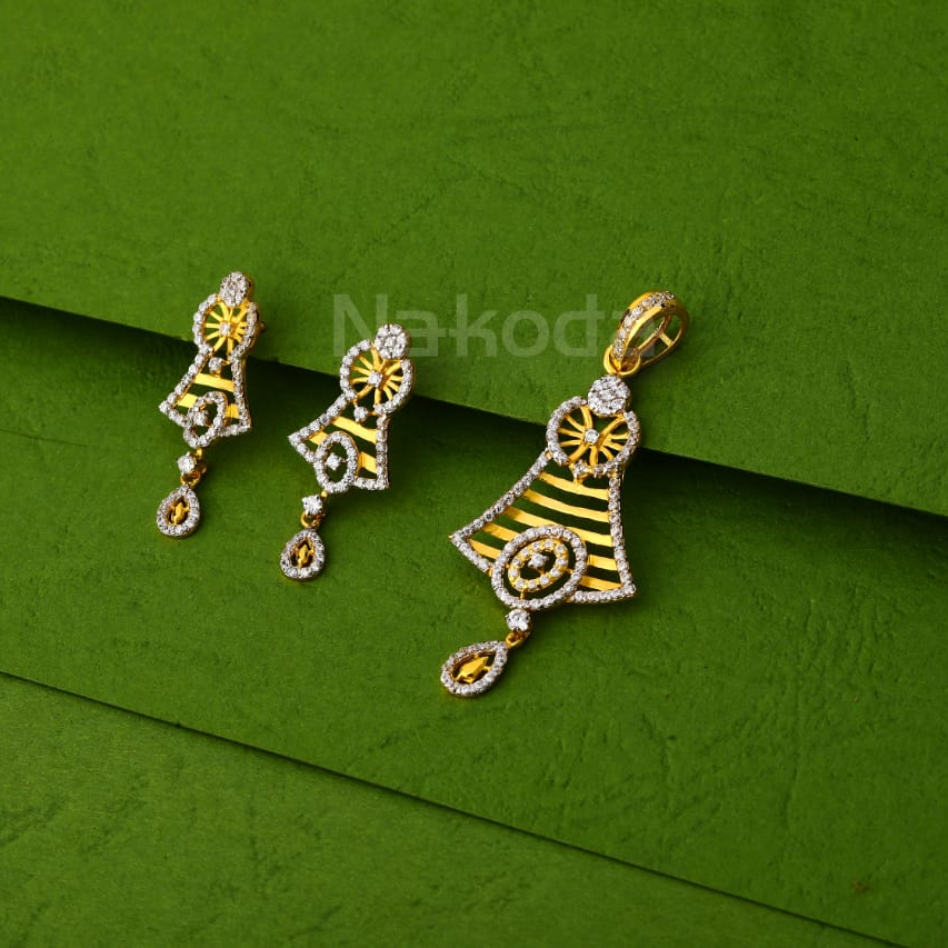 916 Gold CZ Hallmark Ladies Classic Pendant Set FPS415