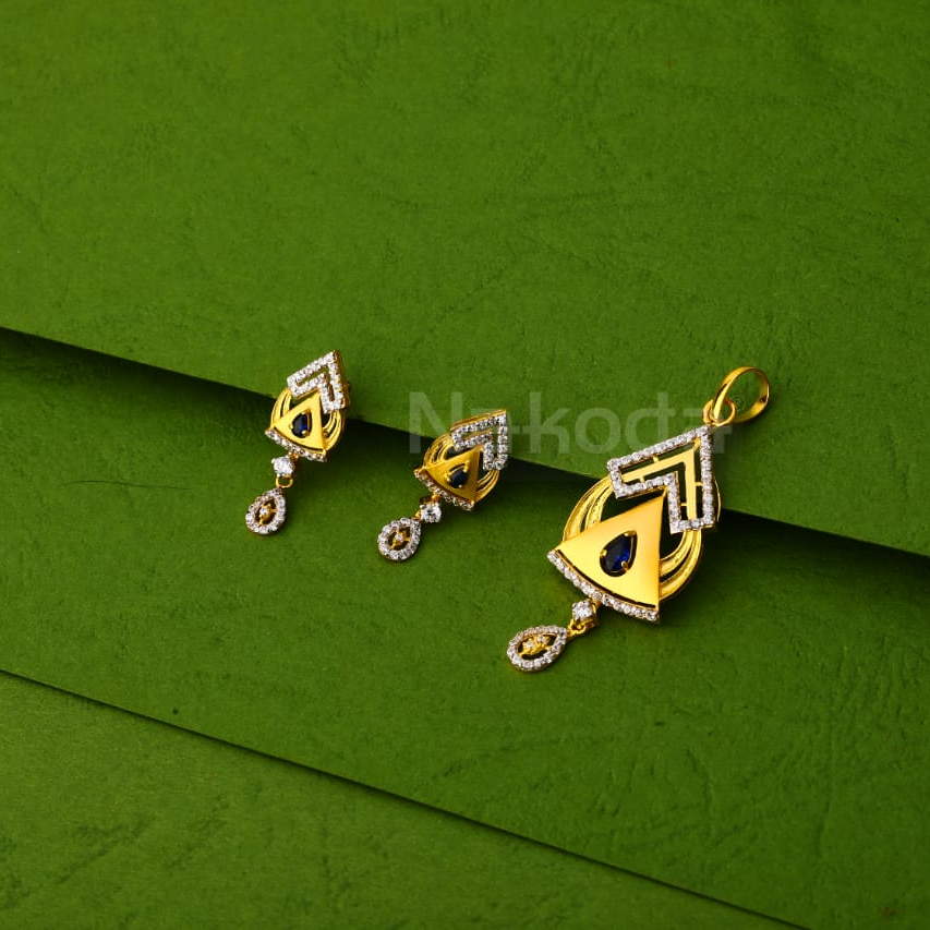 916 Gold CZ Delicate Ladies Pendant Set FPS409