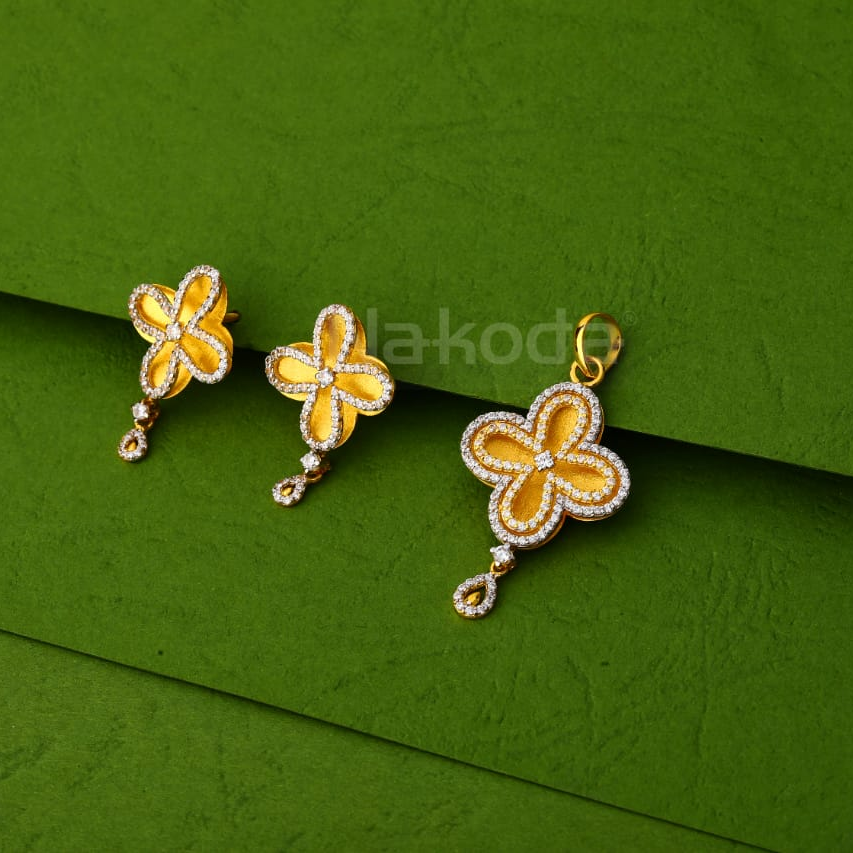 916 Gold Ladies Gorgeous Pendant Set FPS396