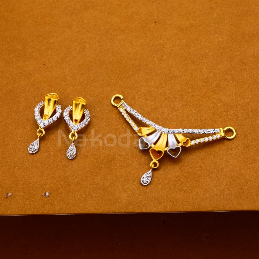 916 Hallmark Designer Ladies Mangalsutra Pendant Set MP447