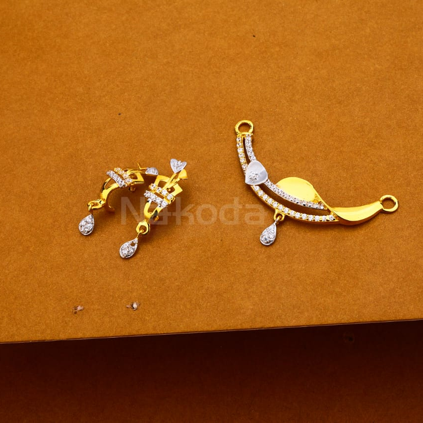 916 Hallmark Classic Ladies Mangalsutra Pendant Set MP446