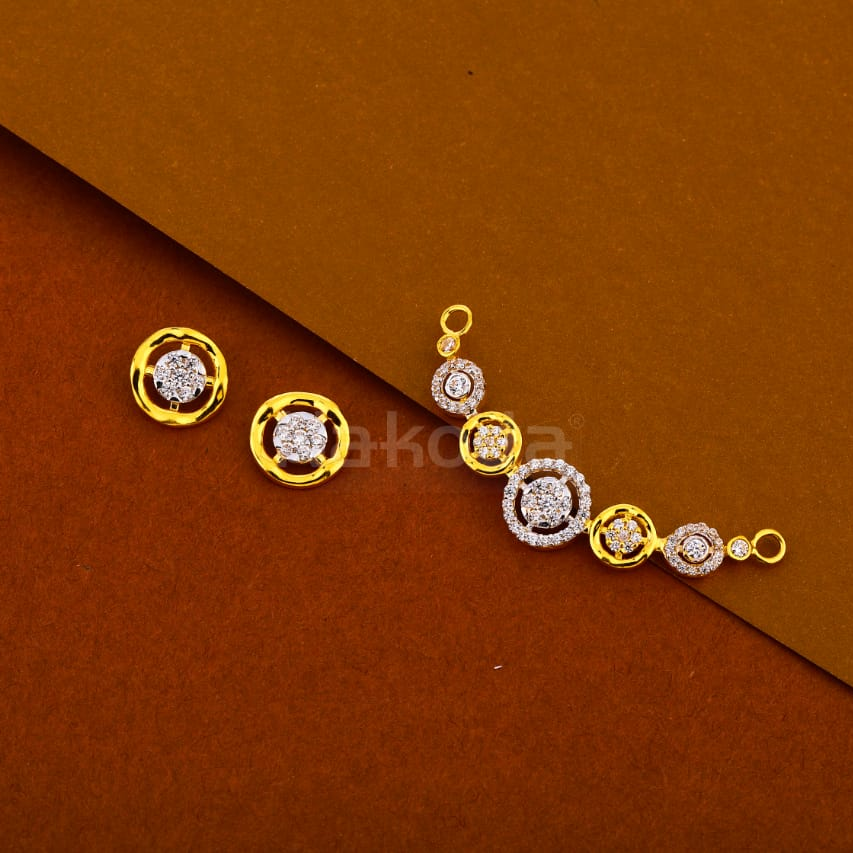 916 Ladies Stylish Mangalsutra Pendant Set MP444