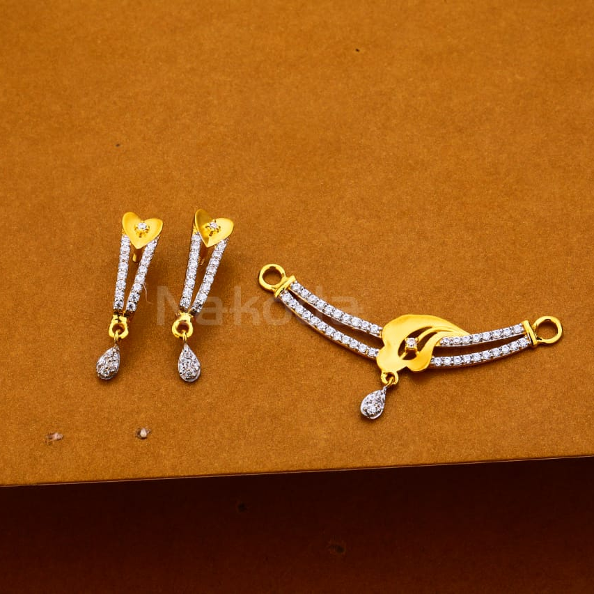 916 Ladies Fancy Mangalsutra Pendant Set MP451