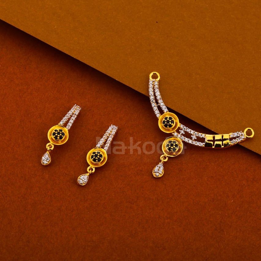 916 Ladies Classic Mangalsutra Pendant Set MP417