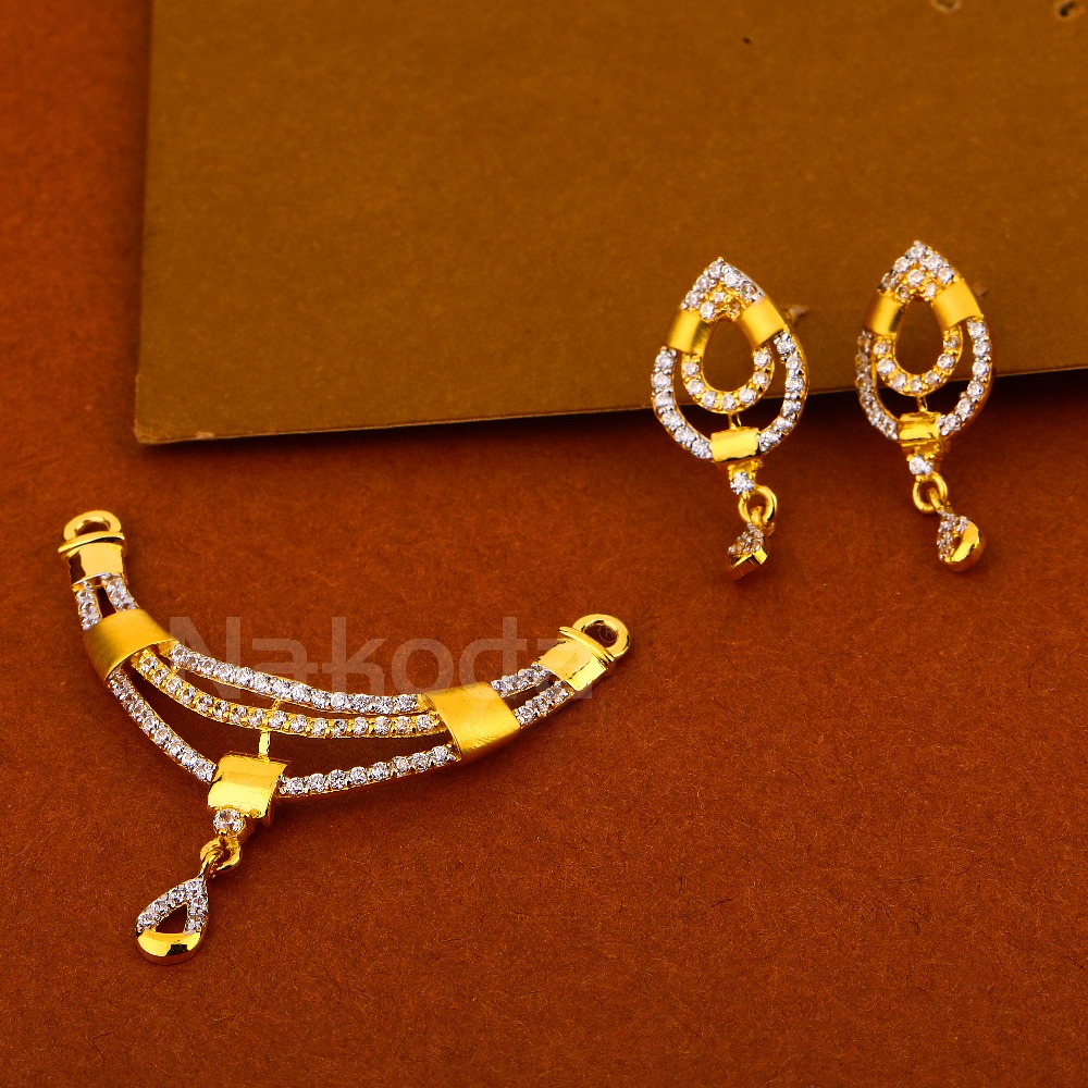 22KT Gold Ladies Gorgeous Mangalsutra Pendant Set MP515