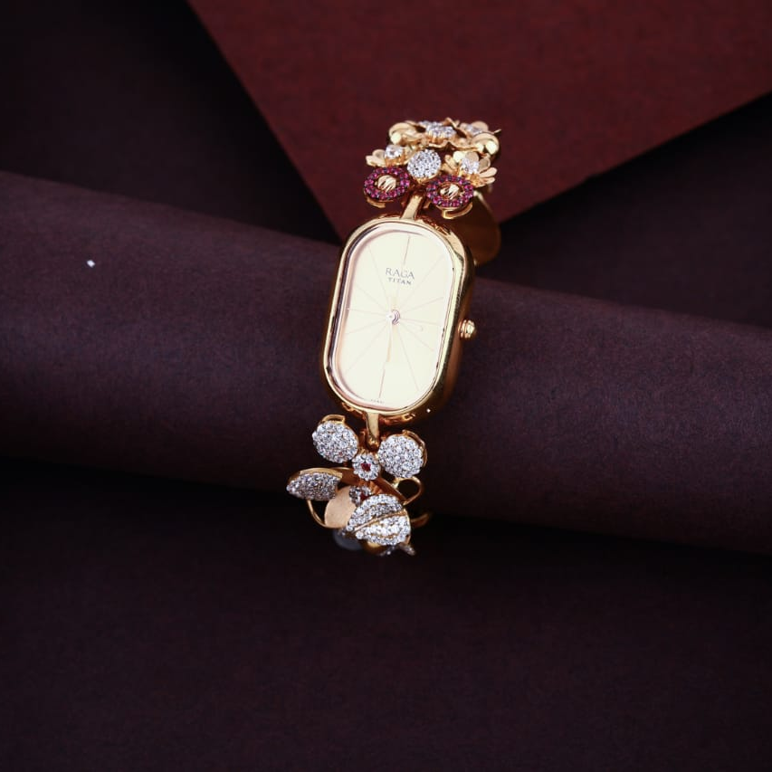 750 Rose Gold Delicate Ladies Watch RLW348