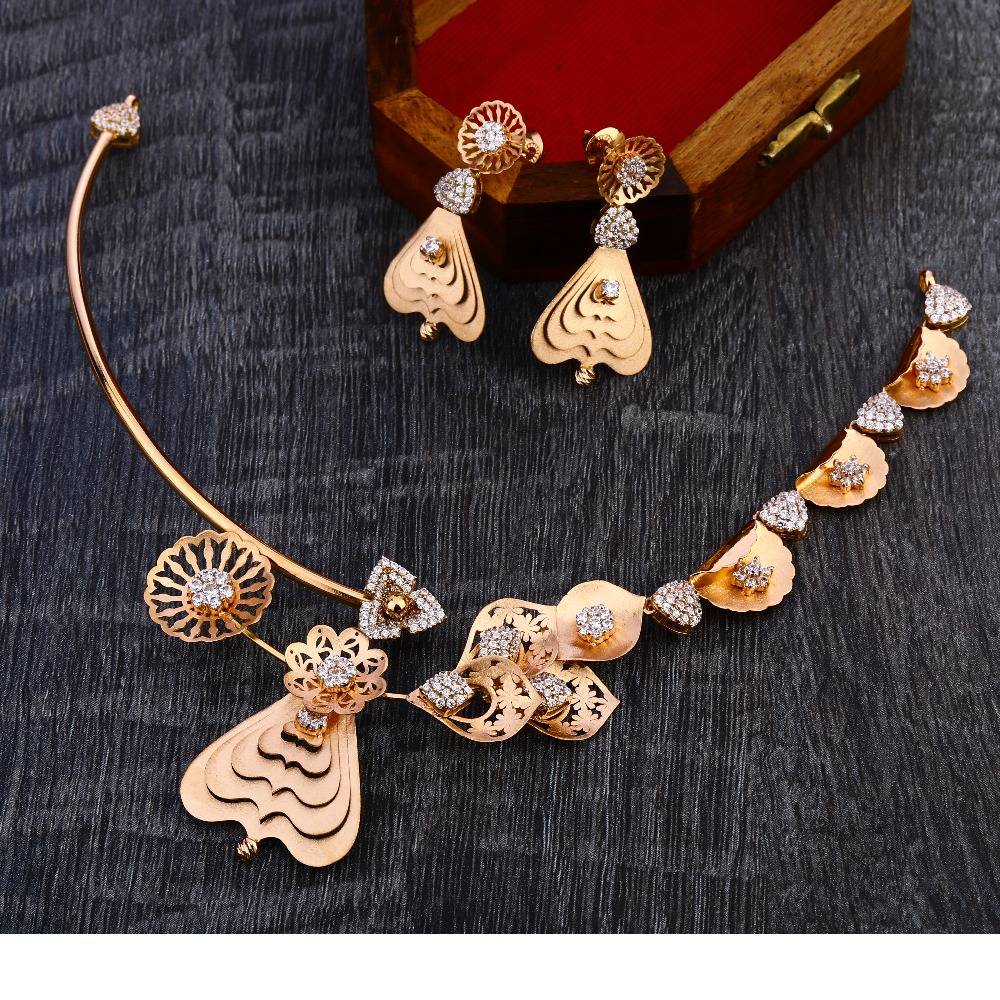 750 Rose Gold ladies necklace set RN334