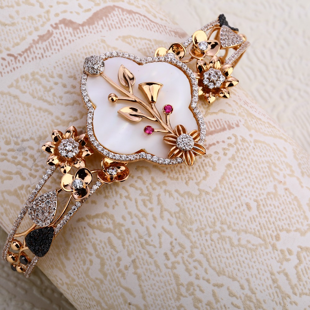 750 Rose Gold Women's Stylish Hallmark Kada Bracelet RLKB344