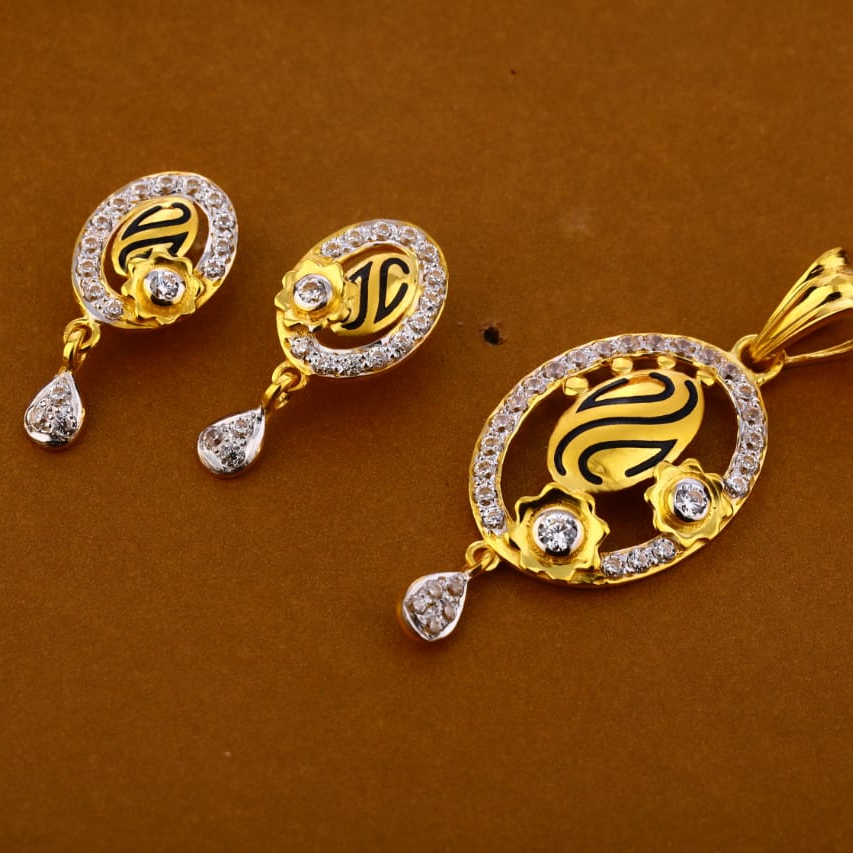 916 Gold CZ Classic Ladies Pendant Set FPS316