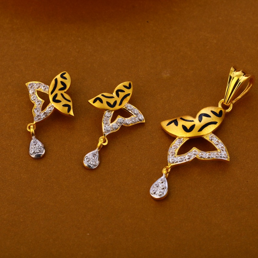 22KT Gold CZ Hallmark Stylish Ladies Pendant Set FPS294