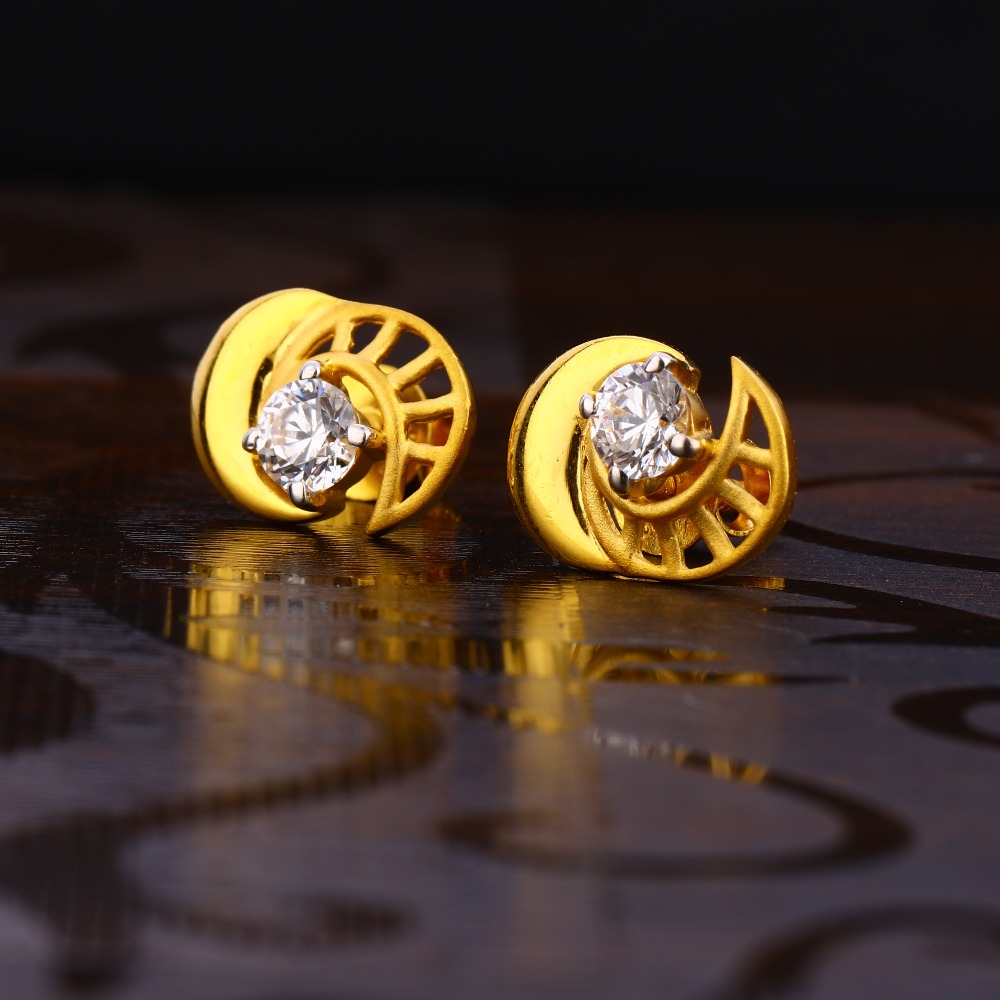 916 Gold Women's Stylish Hallmark Solitaire Earring LSE215
