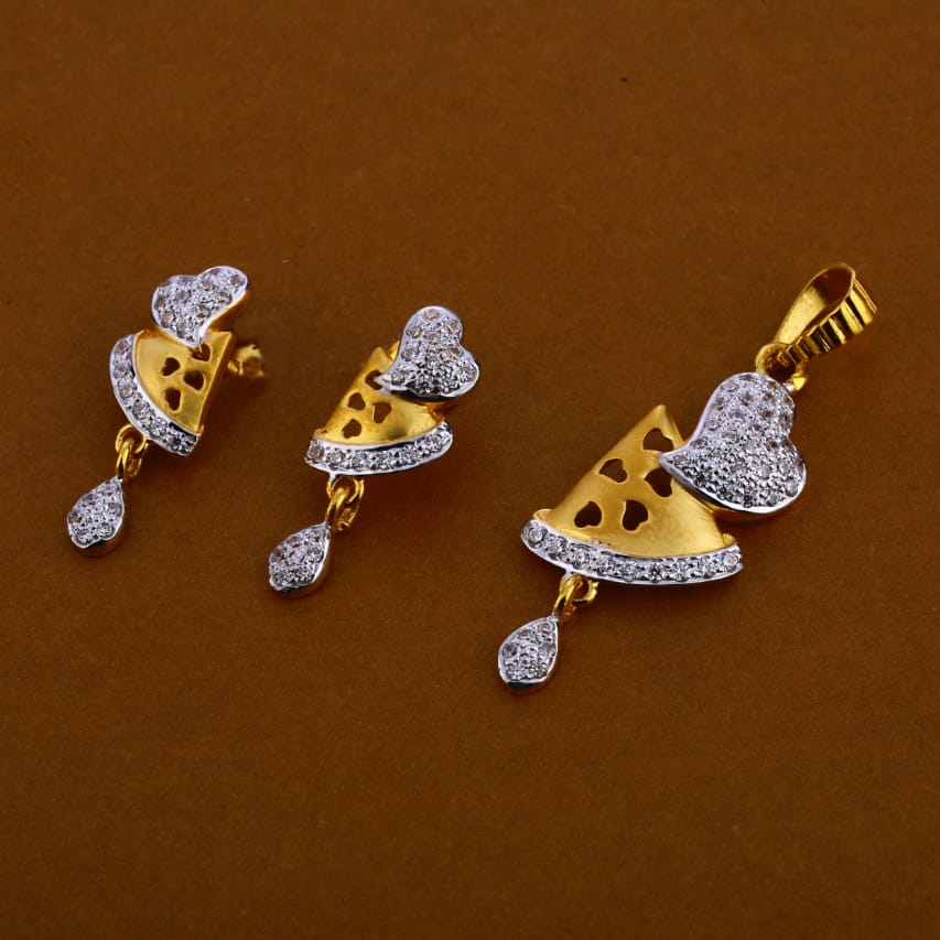22KT Gold Exclusive Ladies Pendant Set FPS255