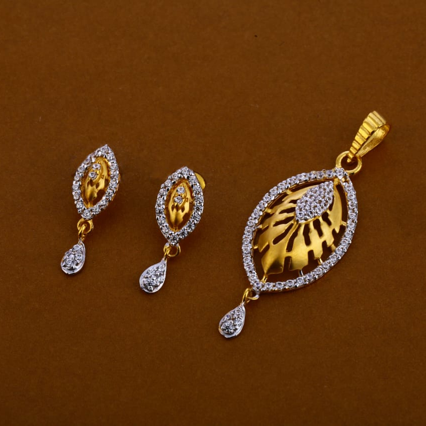 916 Gold CZ Delicate Ladies Pendant Set FPS269