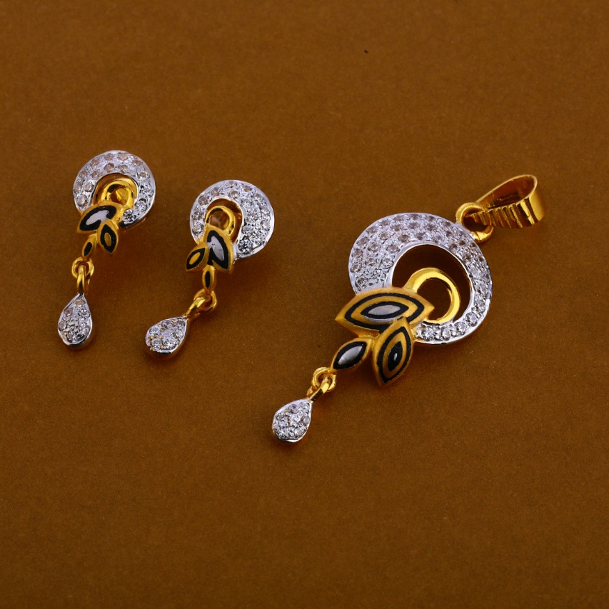 916 Gold Hallmark Exclusive Ladies Pendant Set FPS241