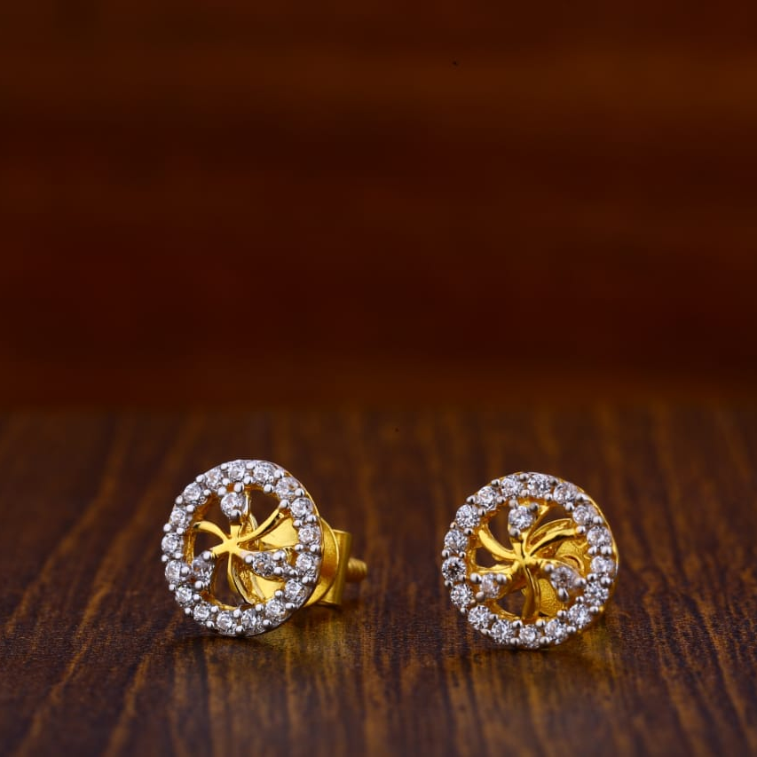 916 Gold CZ Fancy Ladies Tops Earrings LTE27