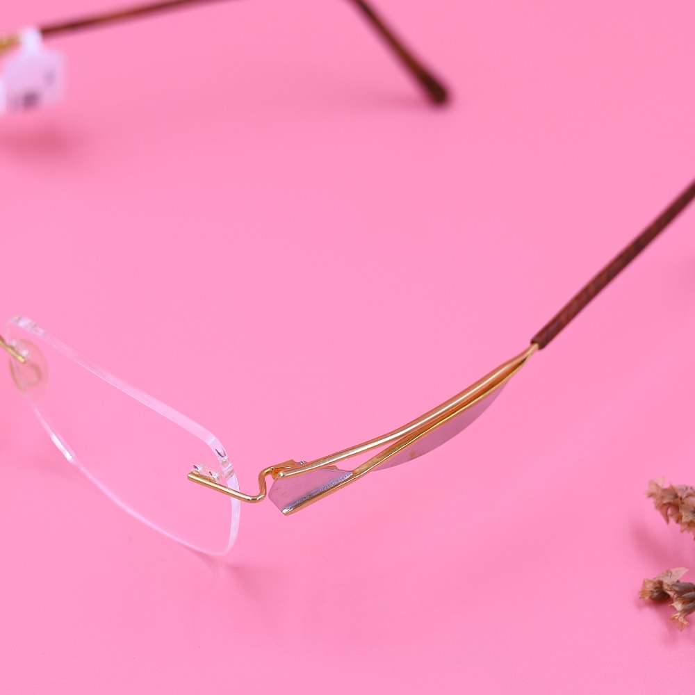 18kt Gold Spectacles with rhodium work