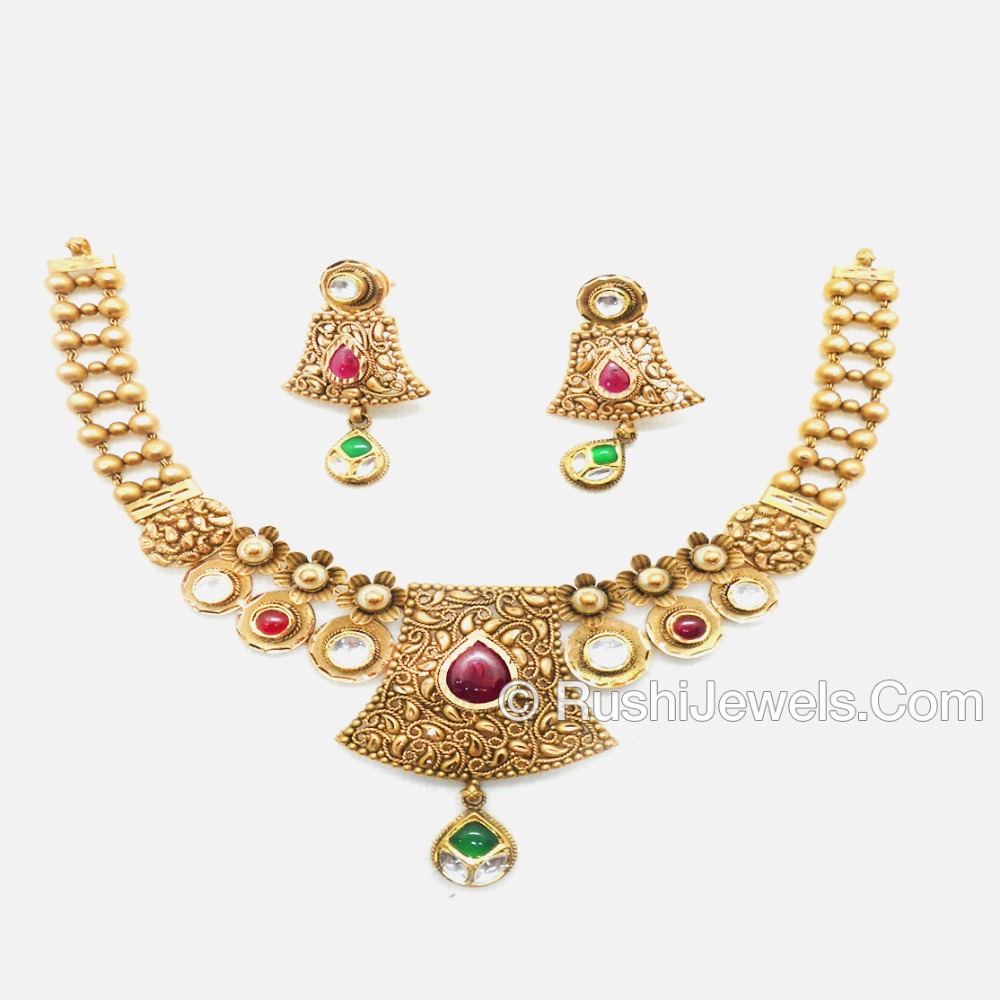 22k Gold Designer Bridal Necklace Set