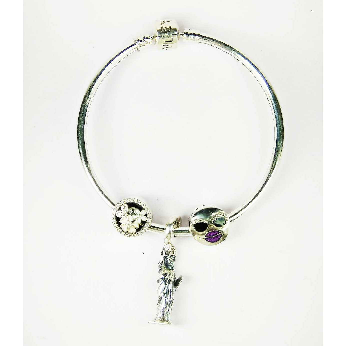 Fancy 925 silver ladies kada bracelet with Statue Of Liberty