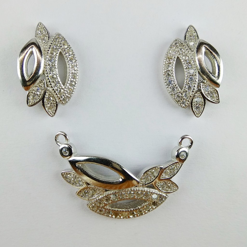 92.5 Sterling Silver CZ Mangalsutra Pendant ml-37