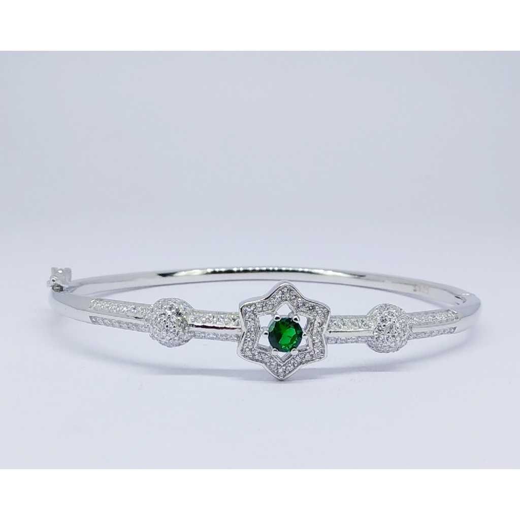 92.5 Sterling Silver Star Design Ladies Kada Bracelet
