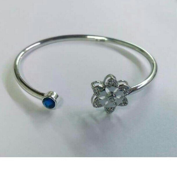 925 Silver Flexible Ladies Bracelet
