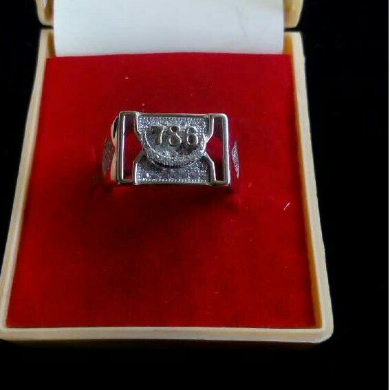 925 Sterling Silver Attractive Ring