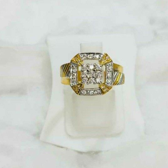 Attractive 916 Gold Gents Ring